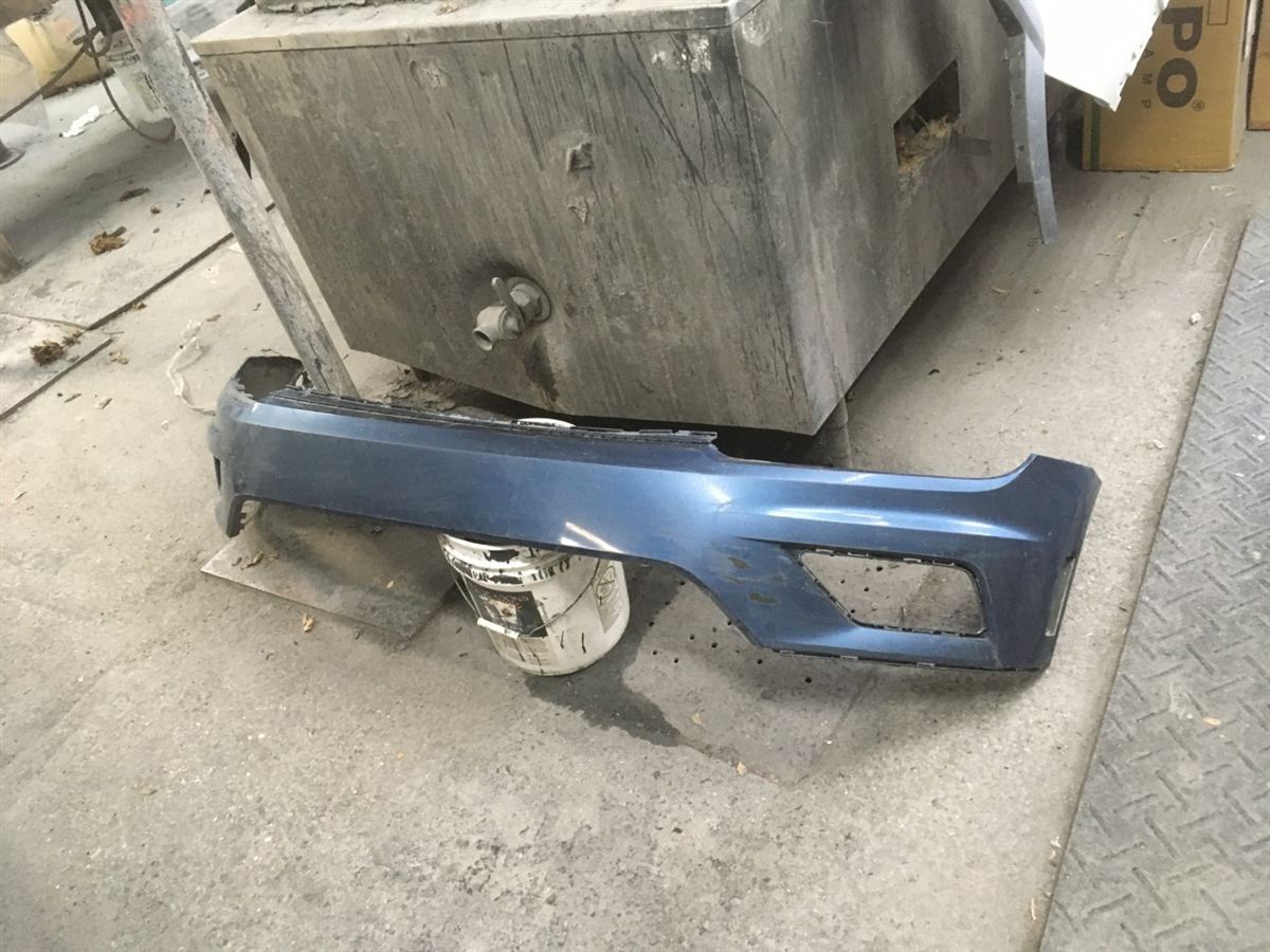 Front bumper cover used genuine OEM Volkswagen Tiguan 2012-2017