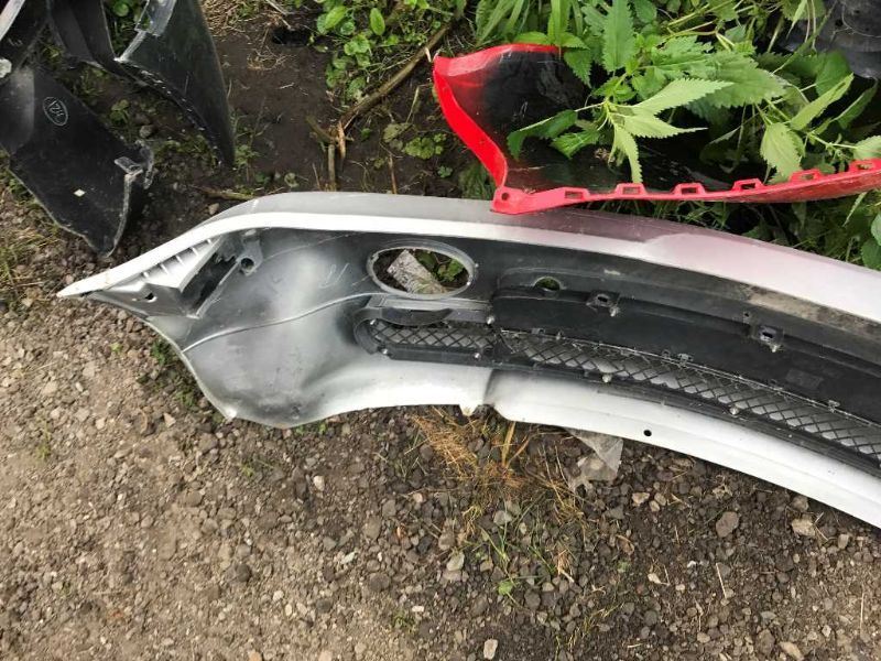 Front bumper cover used genuine OEM BMW 323I 1999-2000
