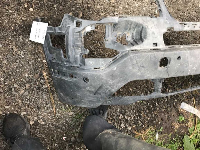 Defensa (parachoques) delantera usada original (OEM) BMW X3 2007-2010