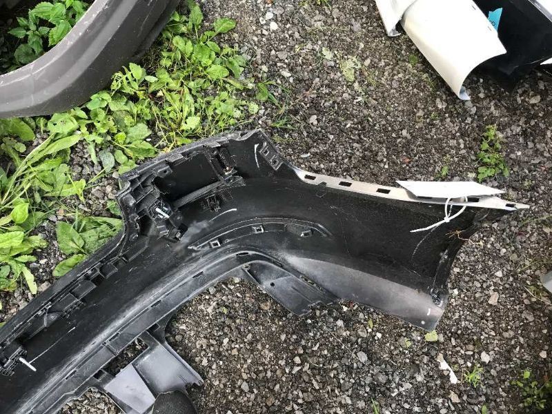 Defensa (parachoques) trasera usada original (OEM) Audi A8 Quattro 2011-2014