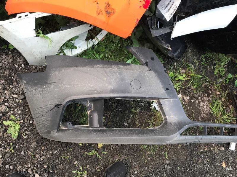 Defensa (parachoques) delantera usada original (OEM) Audi A4 2009-2012