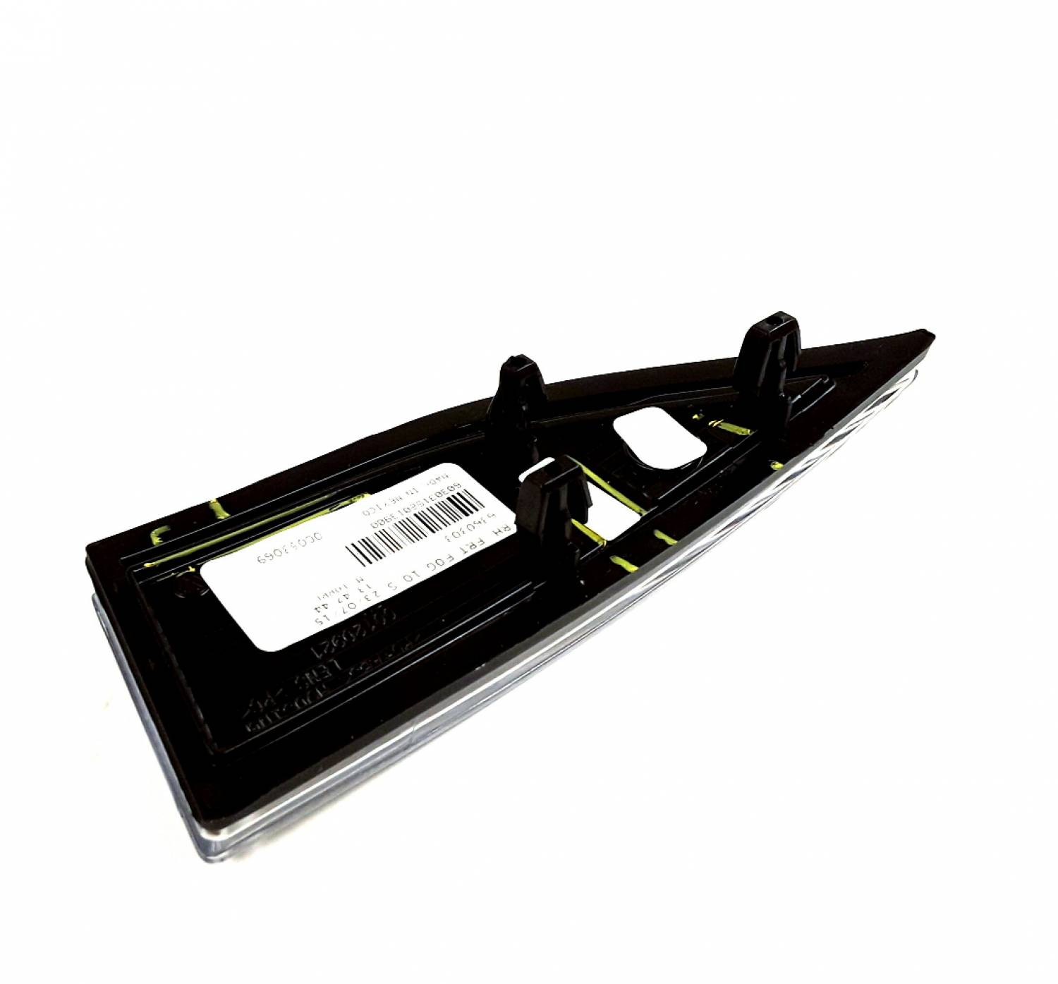 Rejilla de defensa delantera derecha nueva de reemplazo (aftermarket) Volkswagen Passat 2012-2015
