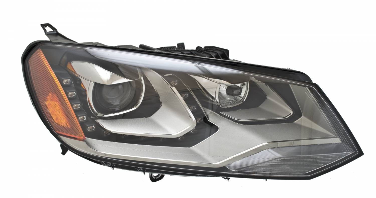 Right headlamp lens/housing new aftermarket replacement Volkswagen Touareg 2011-2014